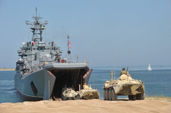 Black Sea Fleet drills in Sevastopol