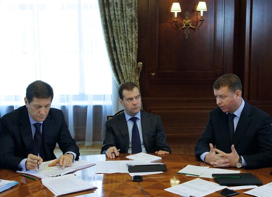 Dmitry Medvedev meets with heads of trade unions
