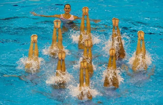 Italian sync swimmers perform in combined event