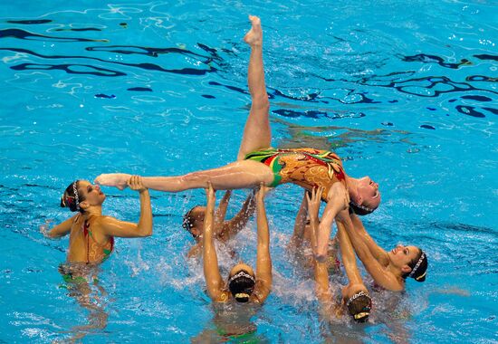 Ukraine's synchronized swimming team