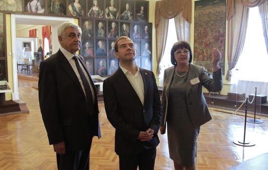 President Dmitry medvedev visits Vladimir