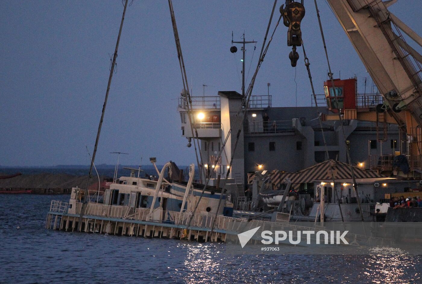 Bulgaria cruise ship lifting operation