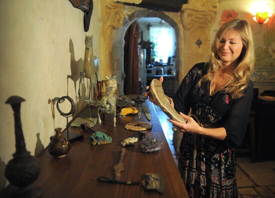 Vika Tsyganova in her country house