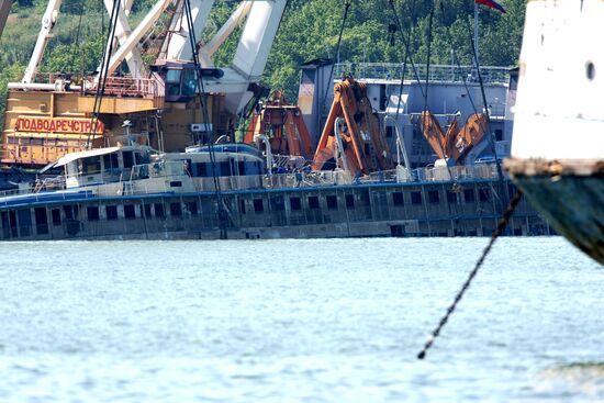 Bulgaria ship salvaging