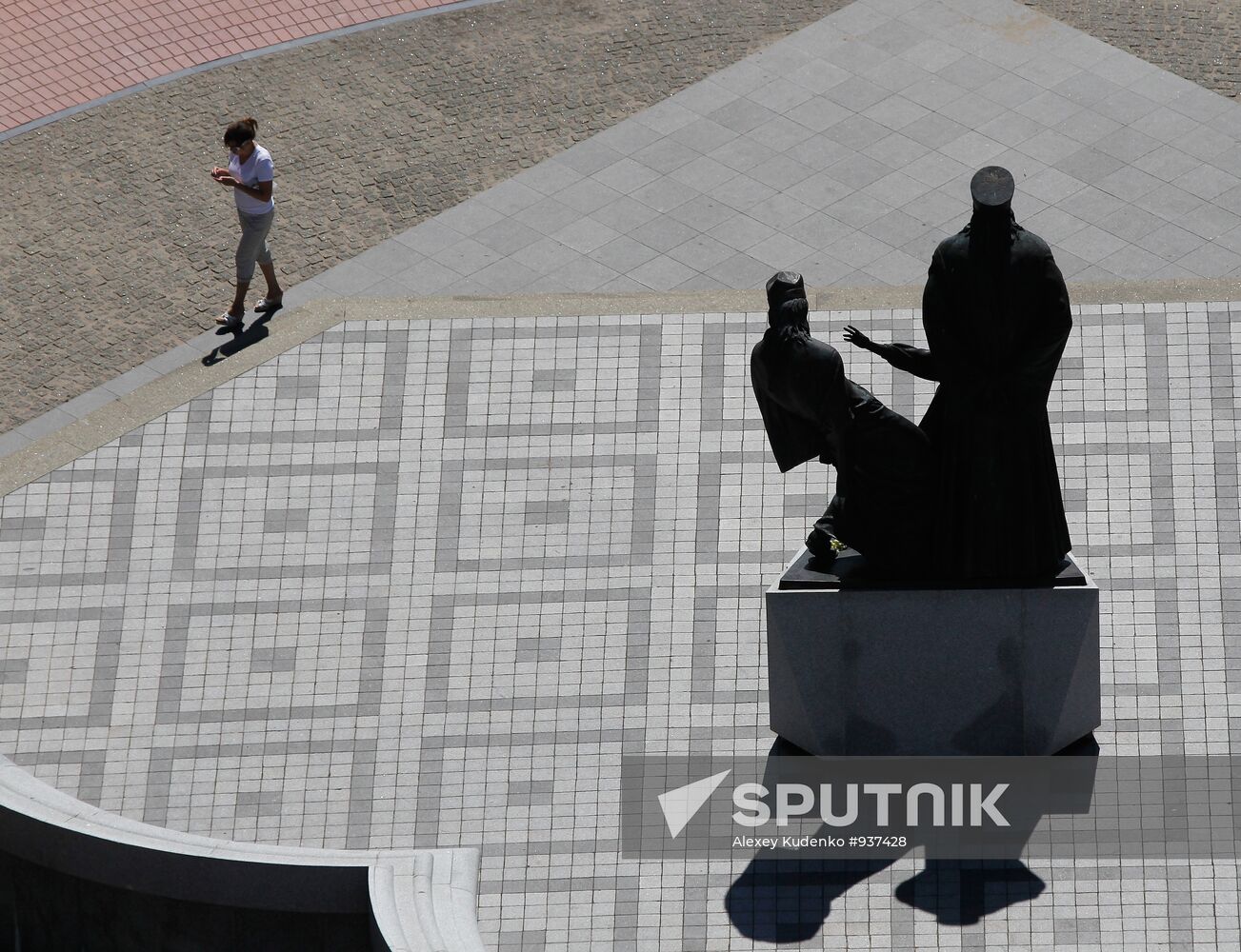 Monument to priests and believers persecuted for faith in Shuya
