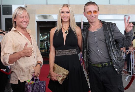Dmitry Kharatyan, Marina Maiko and Ivan Okhlobystin