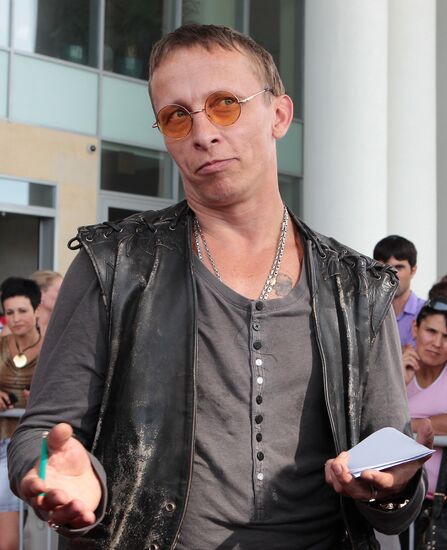 Celebrating the birthday of Ivan Okhlobystin