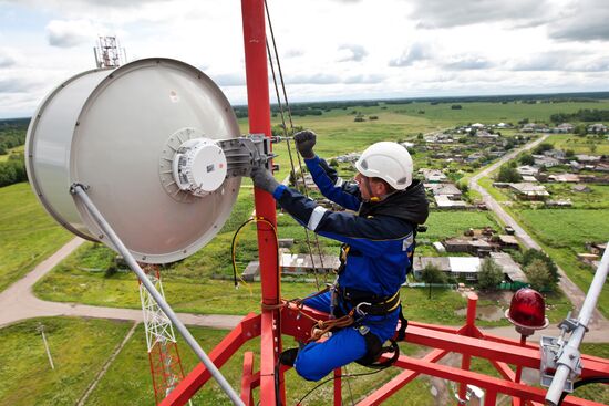 Installation of cell phone towers in the Tomsk region