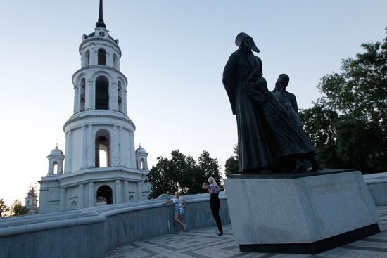 Russia's cities and towns. Shuya