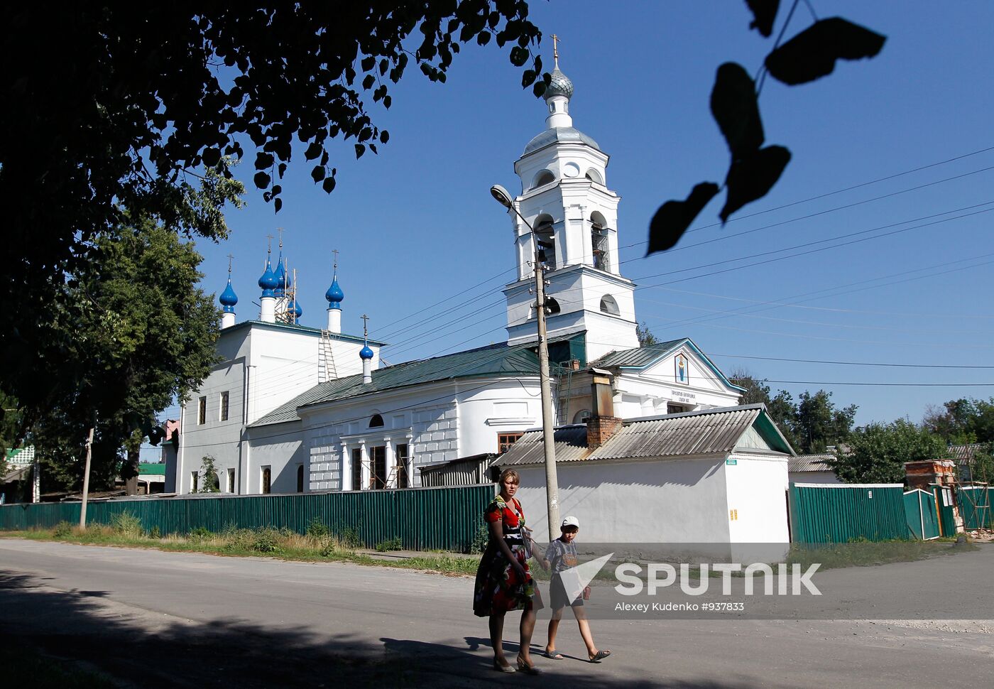 Pokrovskaya Church on Shuya's Lenin Square