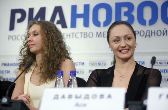 Natalya Ischenko and Anastasia Davidova