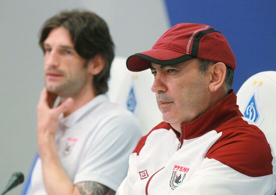 Kurban Berdyev and Roman Sharonov