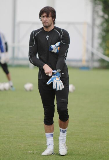 Pre-match training of FC "Dynamo" (Kiev, Ukraine)