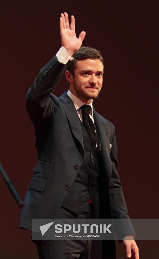 "Friends with Benefits" movie premiered in Moscow