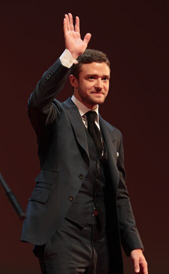"Friends with Benefits" movie premiered in Moscow
