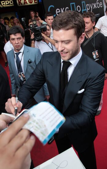 "Friends with Benefits" movie premiered in Moscow