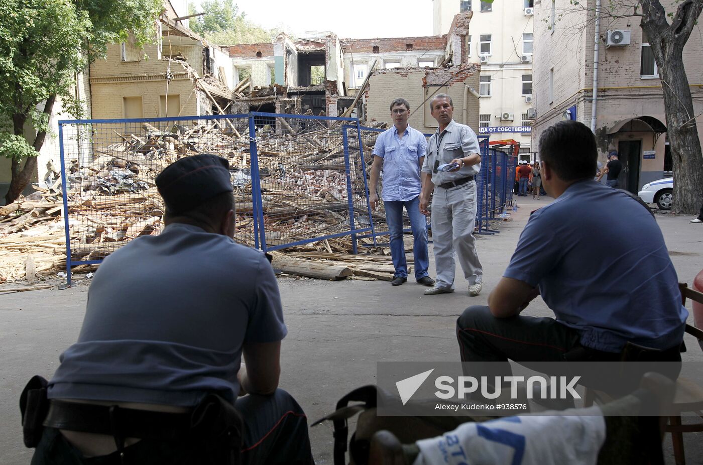 Building pulled down on Moscow's Bolshoi Kozikhinsky Per. 25