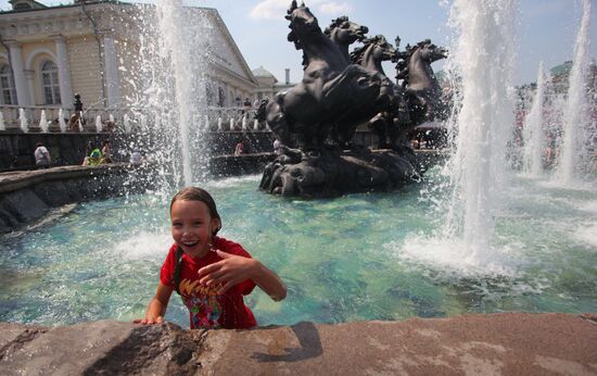 Moscow hit by heatwave