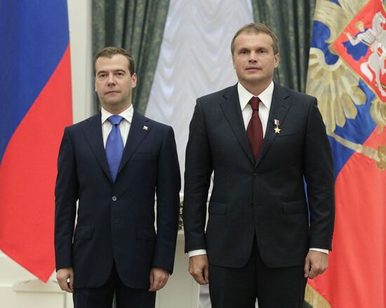 Dmitry Medvedev gives state awards in Kremlin