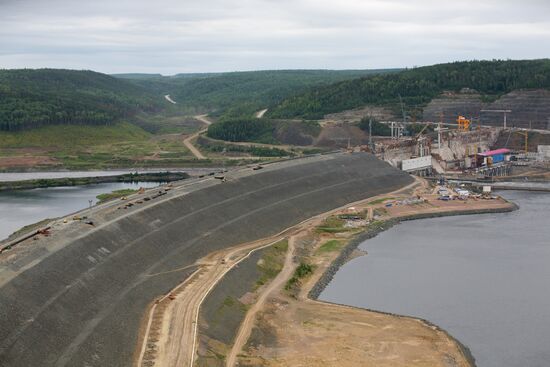 Construction of Boguchansk HPP