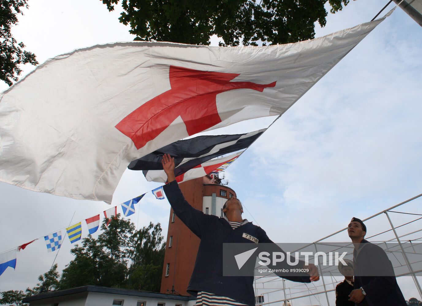 Rehearsal for Baltic Fleet Navy Day parade of ships