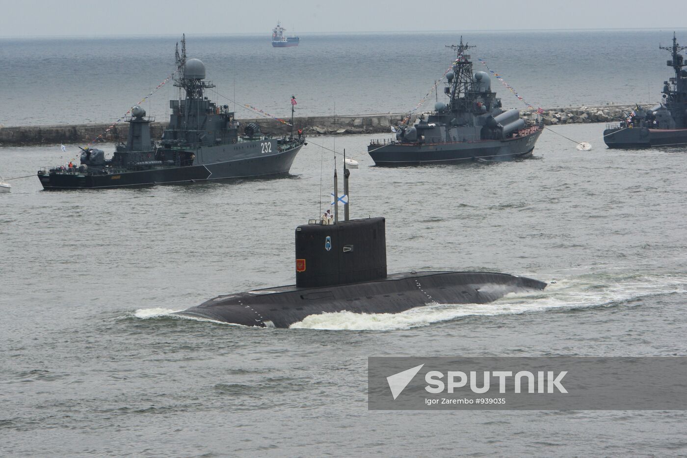 Rehearsal for Baltic Fleet Navy Day