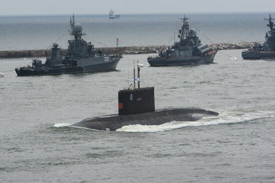 Rehearsal for Baltic Fleet Navy Day