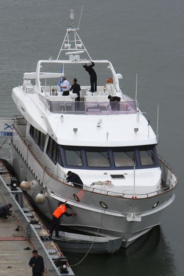 Preparations for Baltic Fleet Navy Day parade of ships