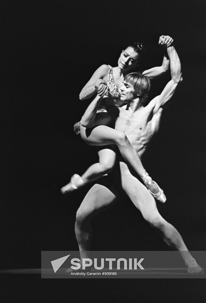 Ballet "Icarus"