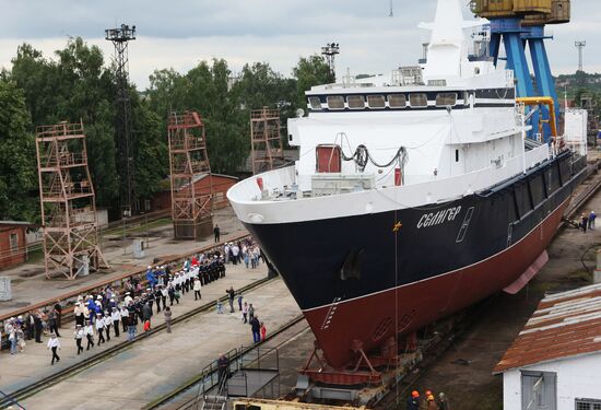 "Seliger" ship for Russian Defense Ministry floated out