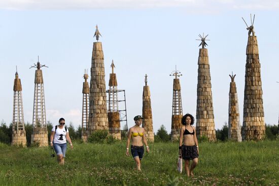 Arсhstoyanie 2011 festival in Kaluga Region