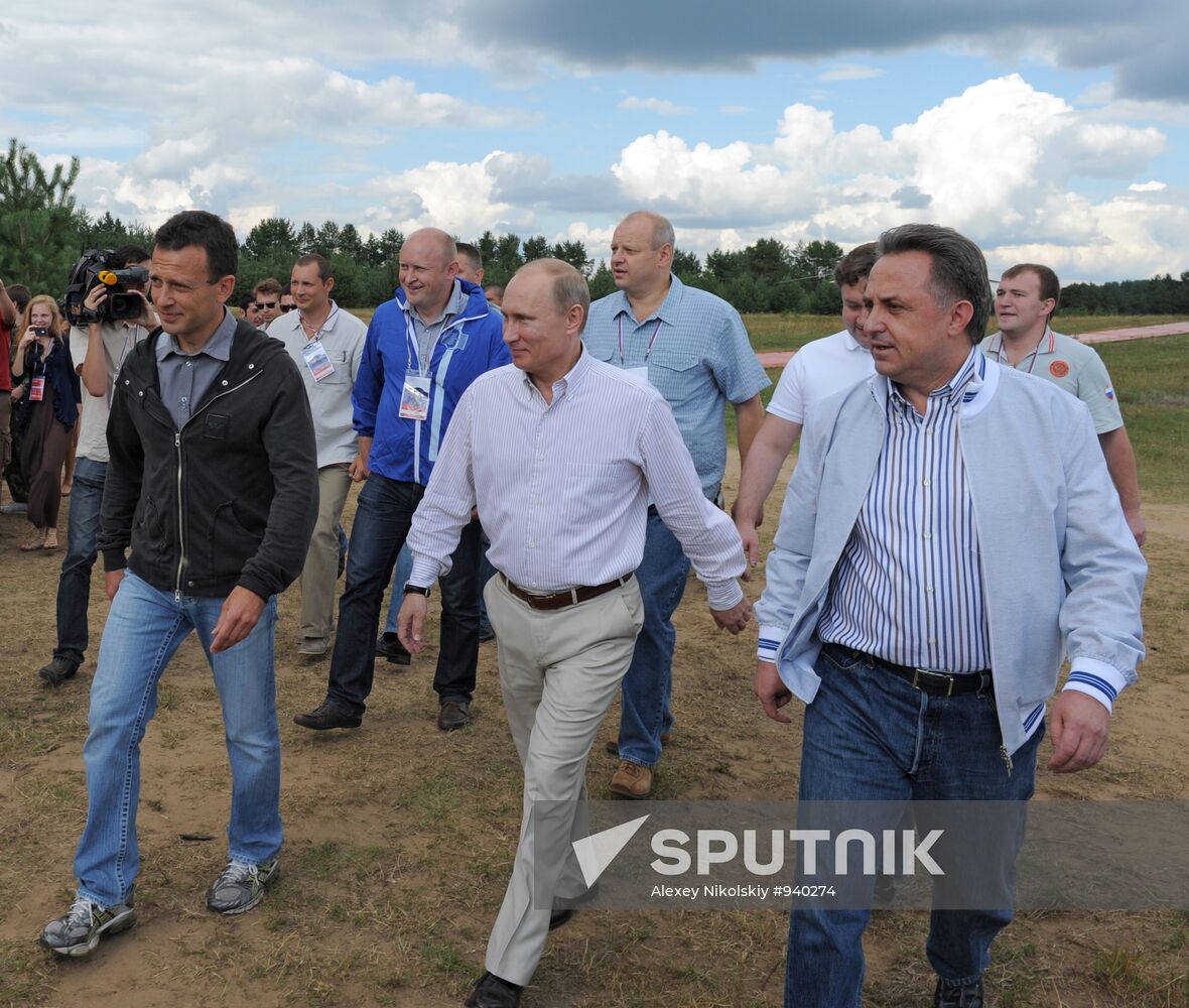 Vladimir Putin visits Seliger 2011 forum