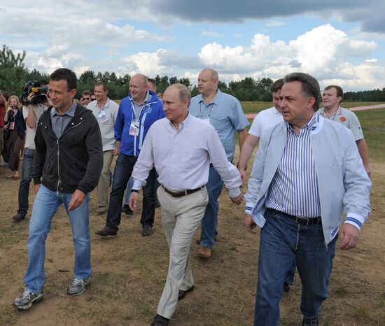 Vladimir Putin visits Seliger 2011 forum
