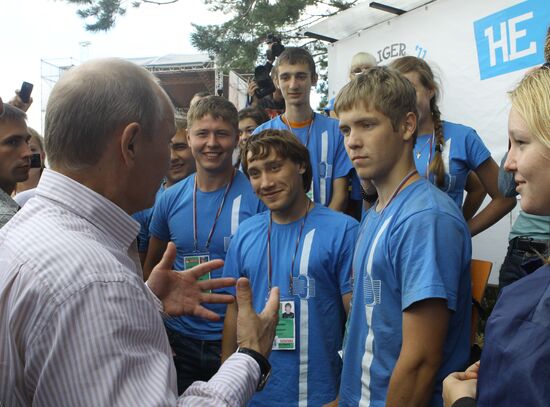 Vladimir Putin visits Seliger 2011 forum