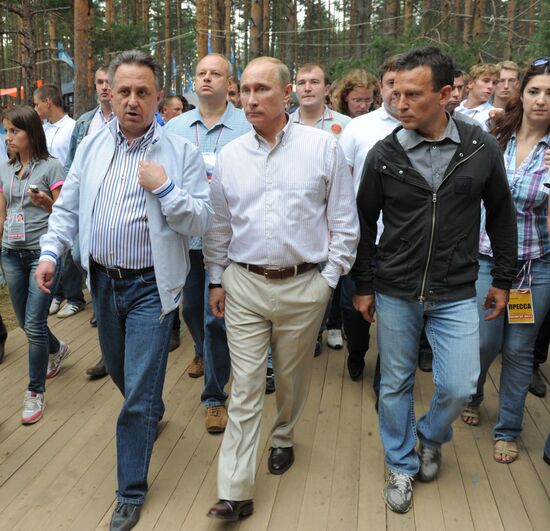 Vladimir Putin visiting Seliger 2011 Youth Forum
