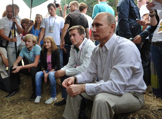 Vladimir Putin visiting Seliger 2011 Youth Forum