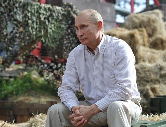 Vladimir Putin visiting Seliger 2011 Youth Forum