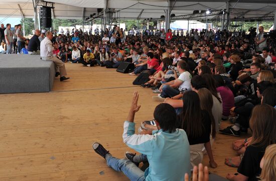 Vladimir Putin visiting Seliger 2011 Youth Forum