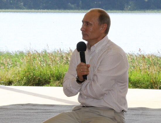 Vladimir Putin visiting Seliger 2011 Youth Forum