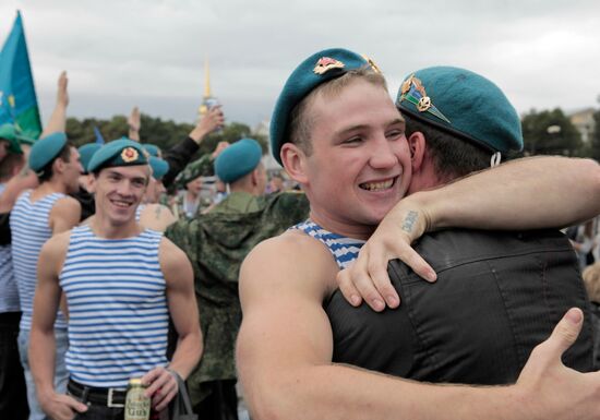 Celebrating Airborne Forces Day in St.Petersburg