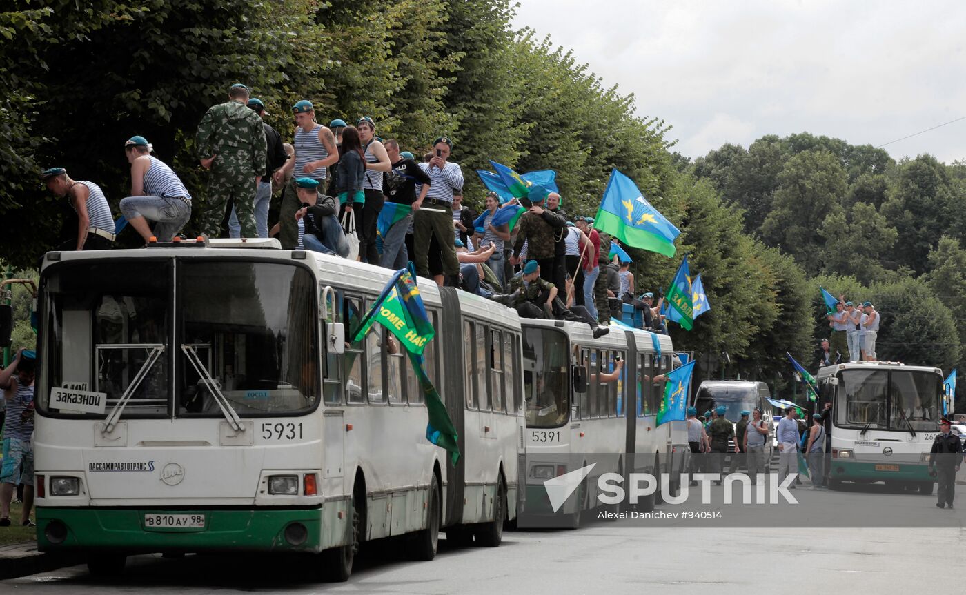Celebrating Airborne Forces Day in St.Petersburg