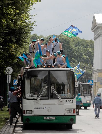 Celebrating Airborne Forces Day in St.Petersburg