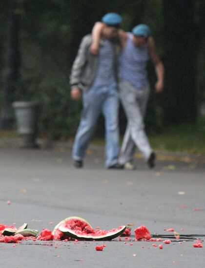 Celebrating Airborne Forces Day in Moscow