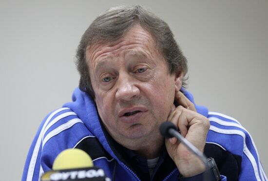 Pre-match training session at FC Dinamo