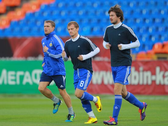 Pre-match training session at FC Dinamo