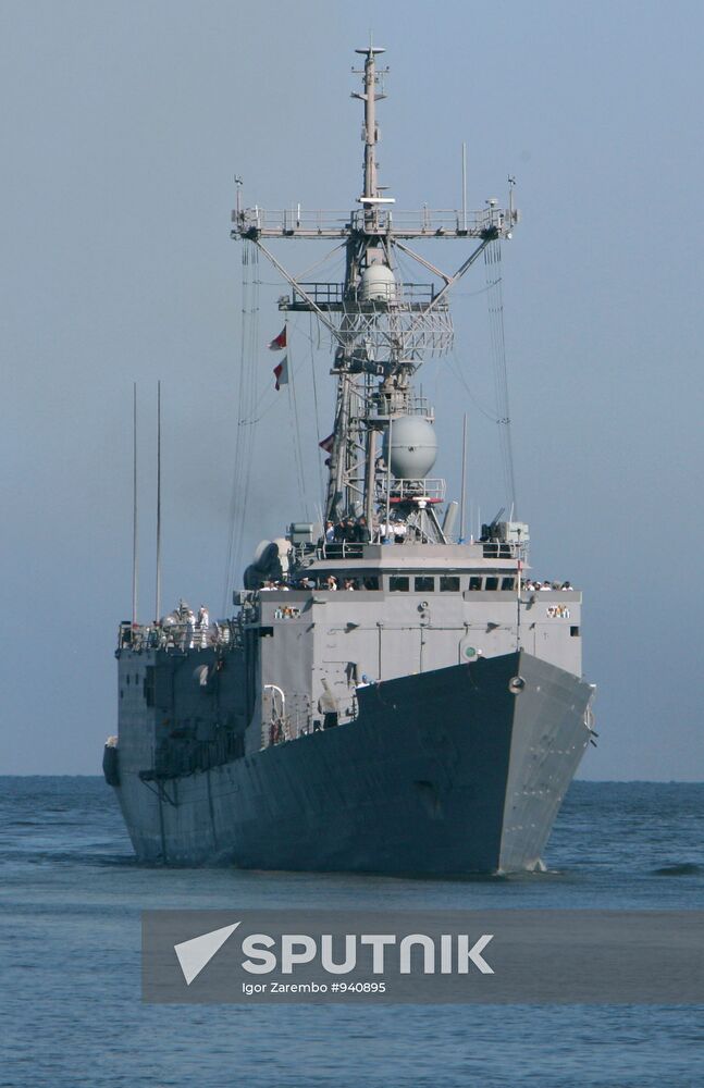 U.S. Navy's USS Carr frigate arrives in Baltiysk