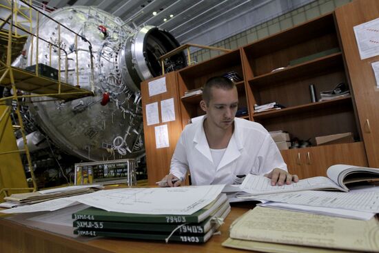 Work at Khrunichev Space Center