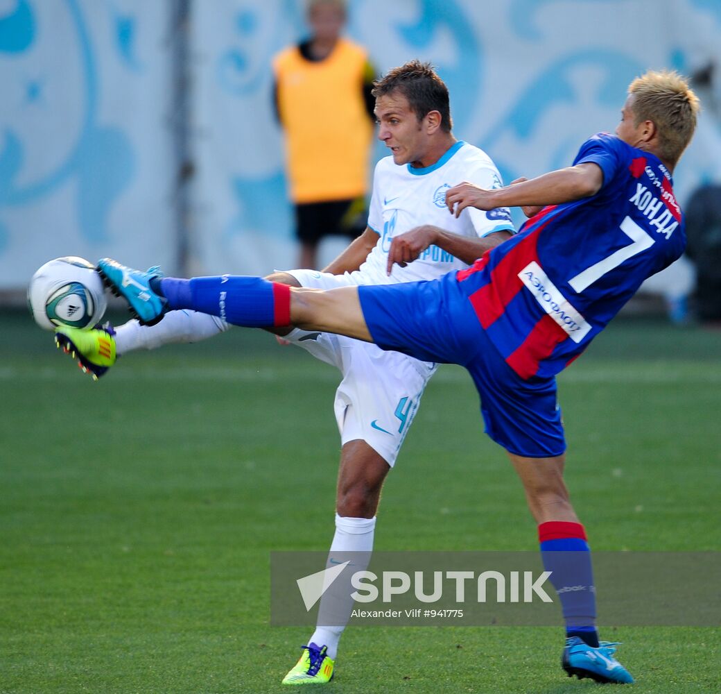 Domenico Criscito and Keisuke Honda