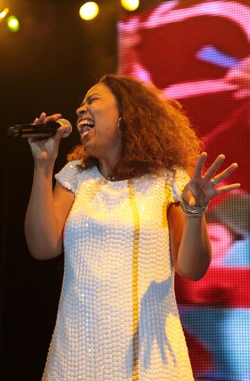 Serebryany Dozhd radio station marks its 16th birthday