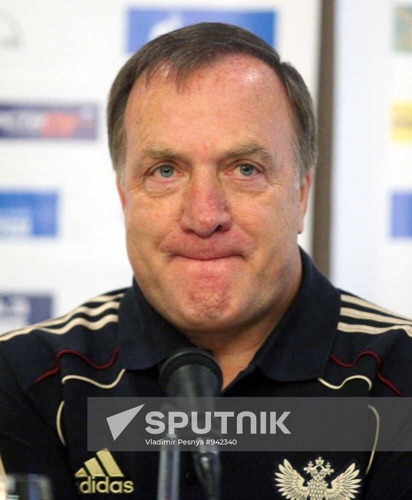 Dick Advocaat holds Russian football team's press conference